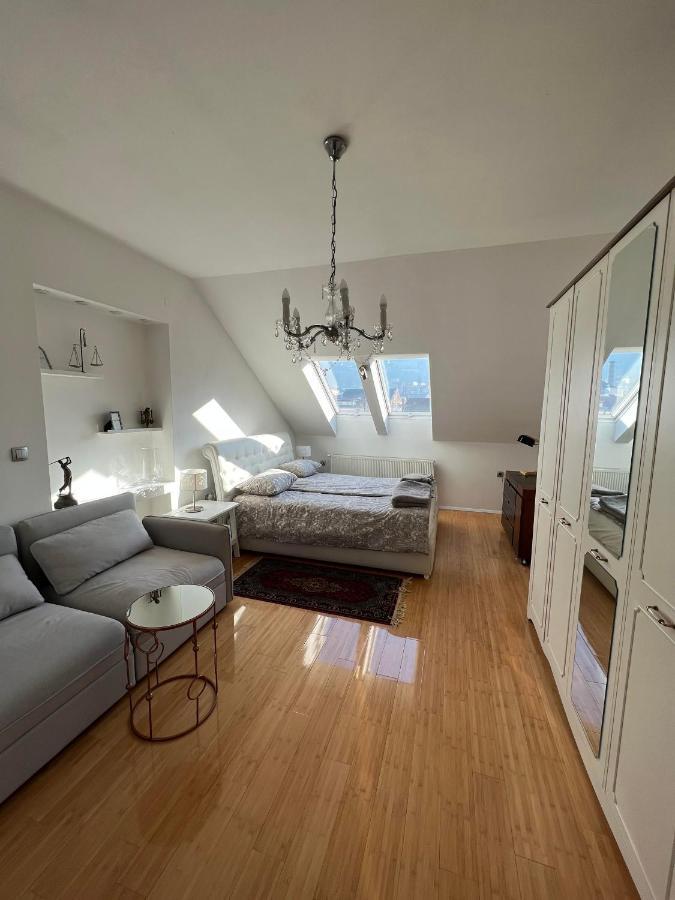 Lejla Apartment ซาราเยโว ภายนอก รูปภาพ